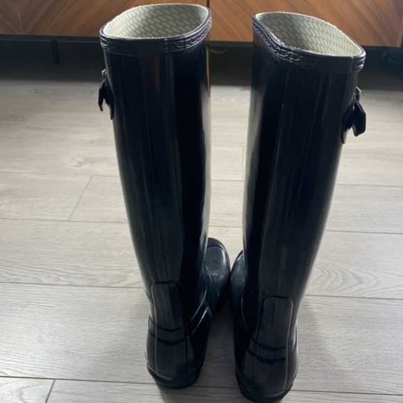 Hunter Black Original Tall Gloss Rain Boots - Picture 5 of 13